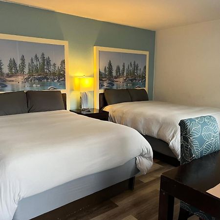 Bluebird Day Inn & Suites South Lake Tahoe Bagian luar foto