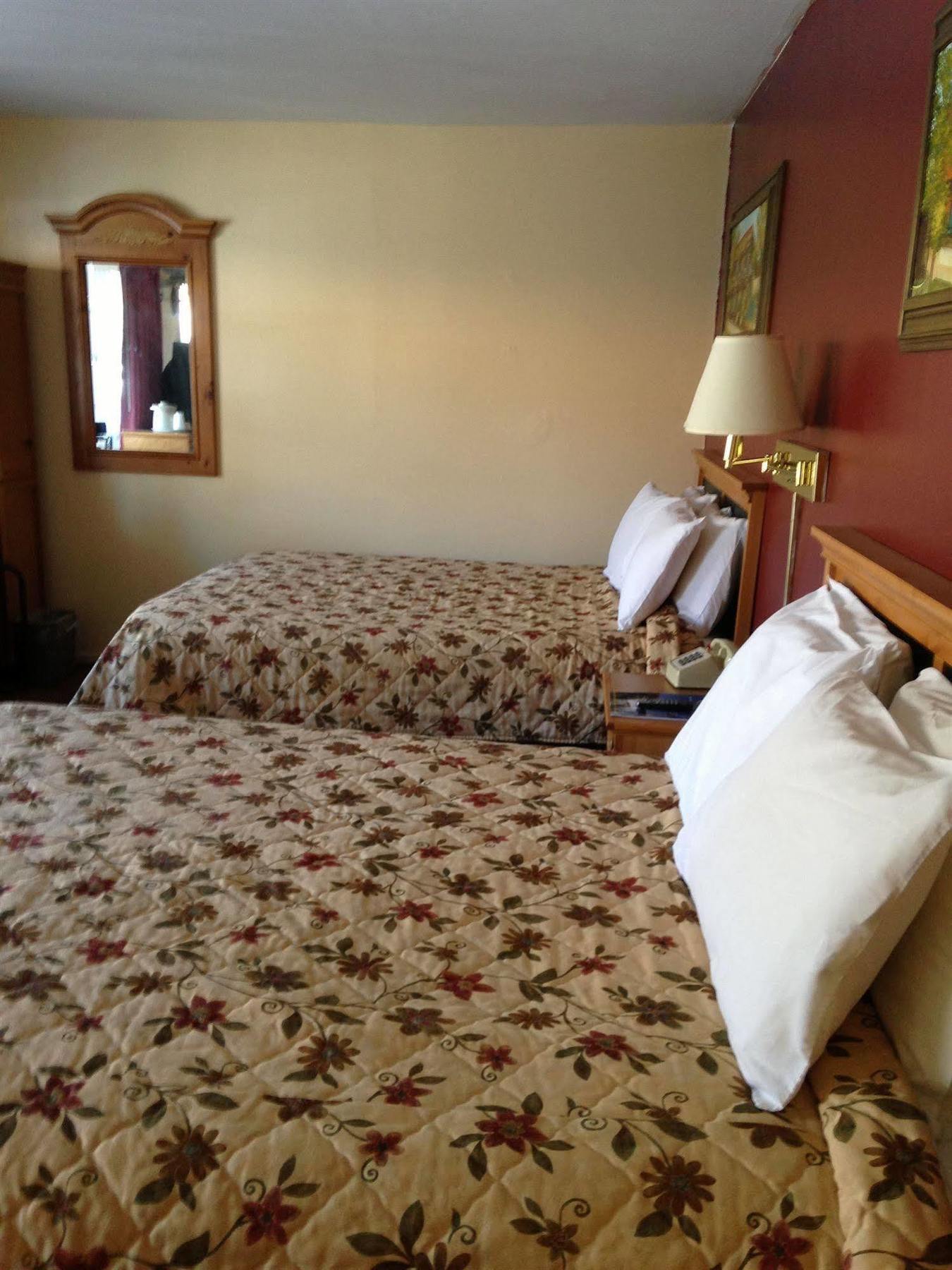 Bluebird Day Inn & Suites South Lake Tahoe Bagian luar foto